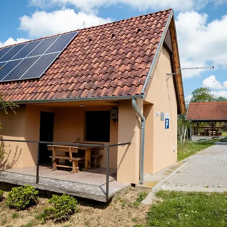 Foerhenc Wine House & I-ii-iii Vakantiehuis Nagykanizsa